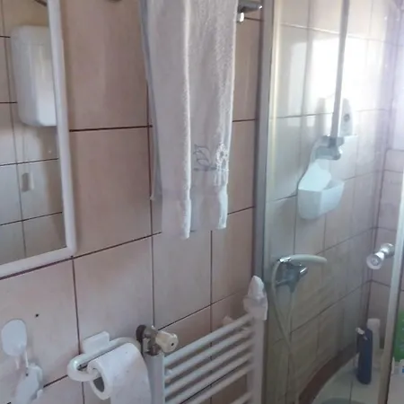 Modern&cozy Bosnian House With Garden+free Parking * Sarajevo