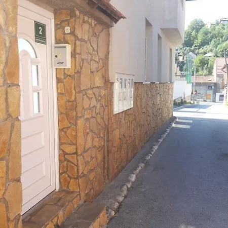 Modern&cozy Bosnian House With Garden+free Parking * Sarajevo